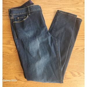 30 NYDJ Not Your Daughter's Leggig Jeans Skinny leg dark wash Jeggings Size 14
